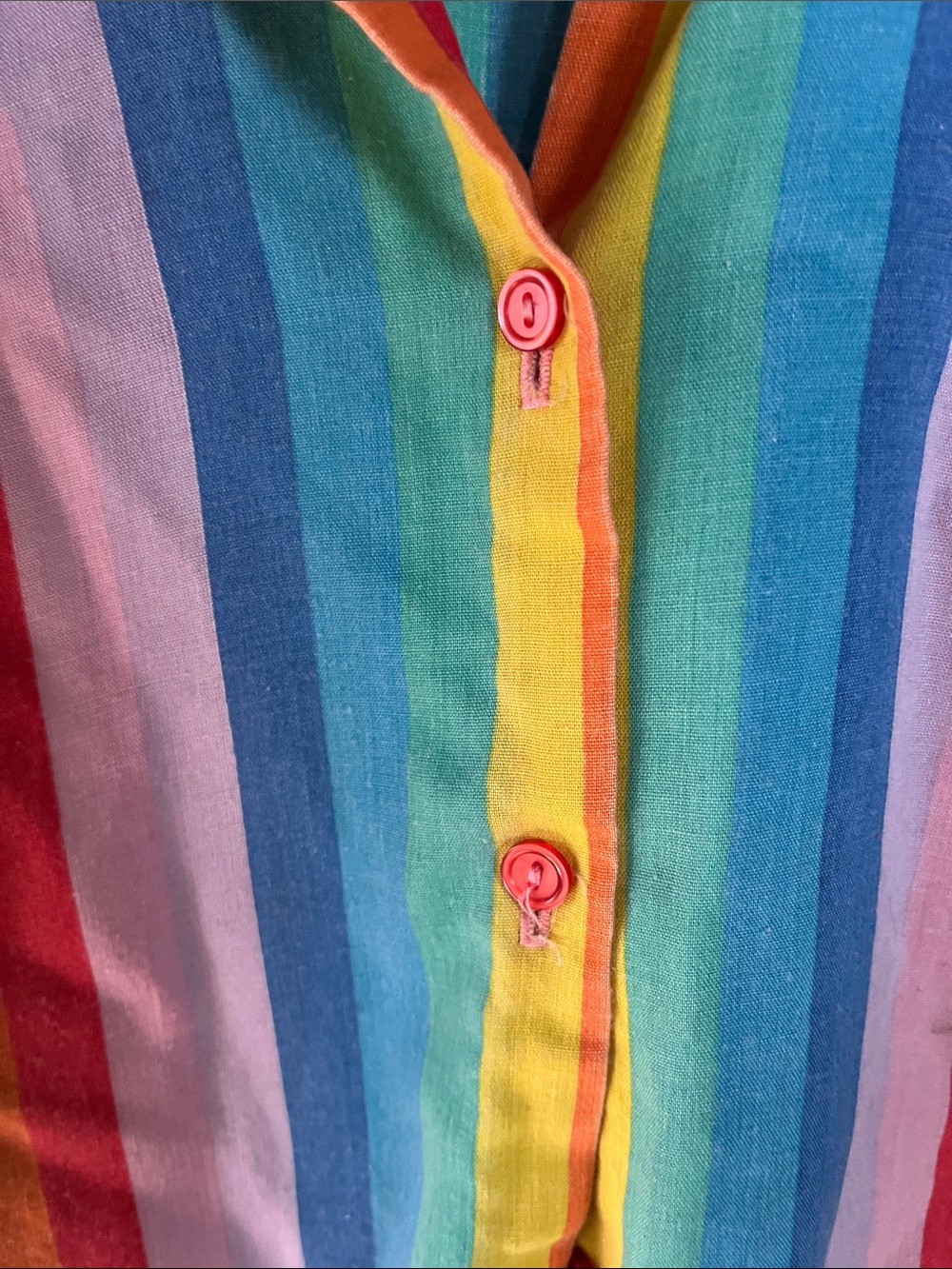 Vintage rainbow button-up by Popcorn Fashion - Picture 3 of 5